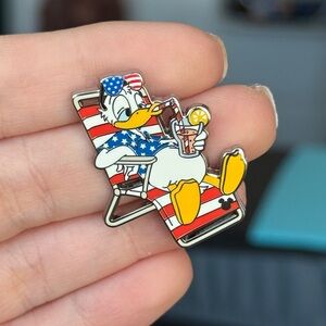 Disney Parks WDW Hidden Disney 2025 Wave A Donald 4th of July Summer Mystery Pin